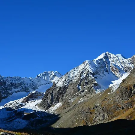 Pensión Rosenhügel 3*