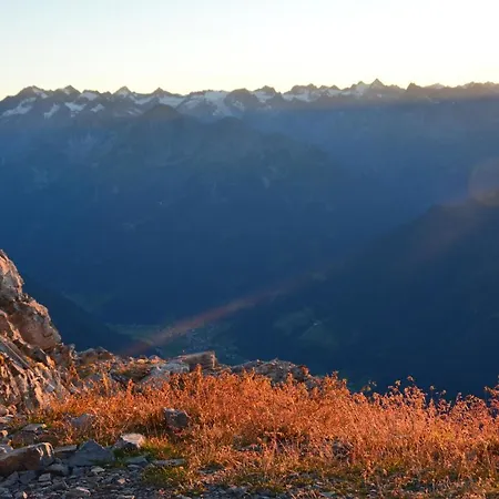 Rosenhügel Neustift im Stubaital