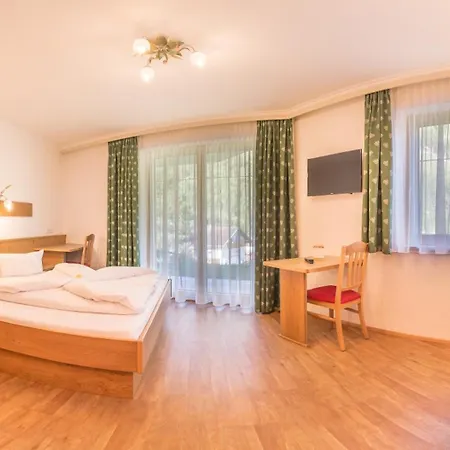 Pensión Rosenhügel Neustift im Stubaital