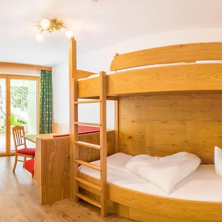 Rosenhuegel Konukevi