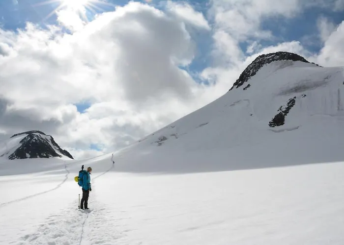 Rosenhuegel 노이스티프트임스튀바이탈