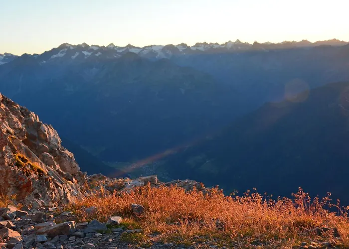 Rosenhuegel 노이스티프트임스튀바이탈