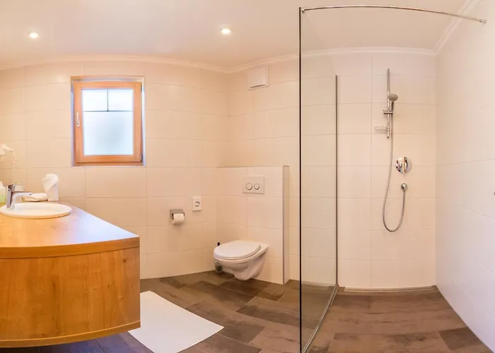 Rosenhuegel Guest house 3*