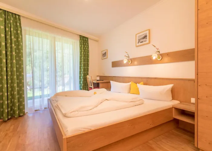 Guest house Rosenhuegel Neustift im Stubaital