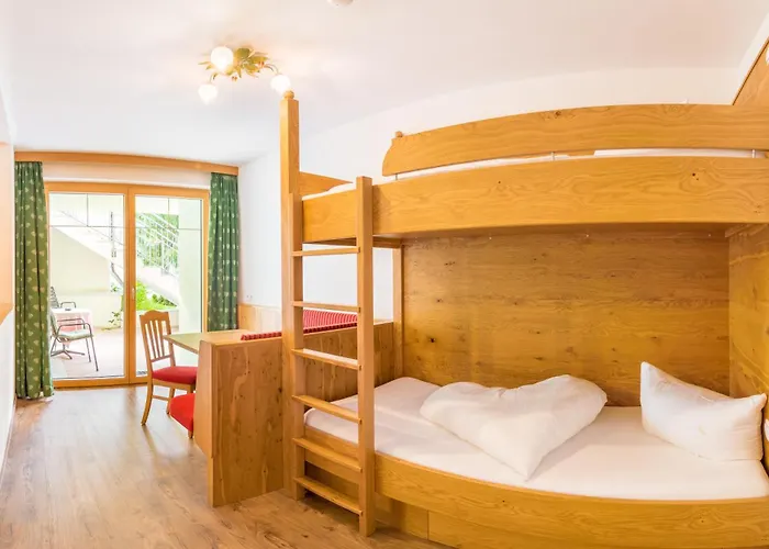 Rosenhuegel Guest house