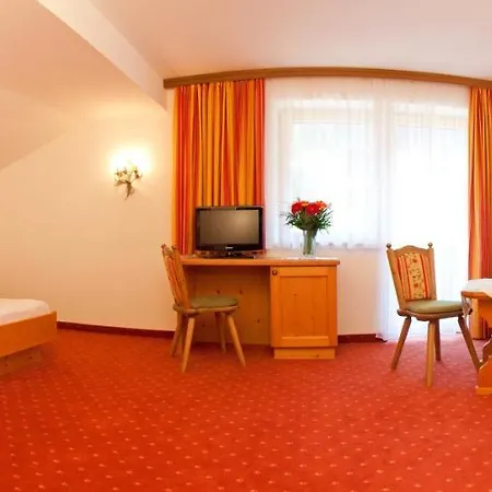 Rosenhuegel Neustift im Stubaital