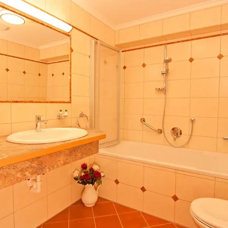 Гостьовий будинок Rosenhuegel Нойштіфт-ім-Штубайталь