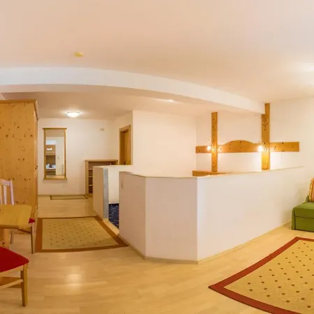 Πανσιόν Rosenhuegel Neustift im Stubaital